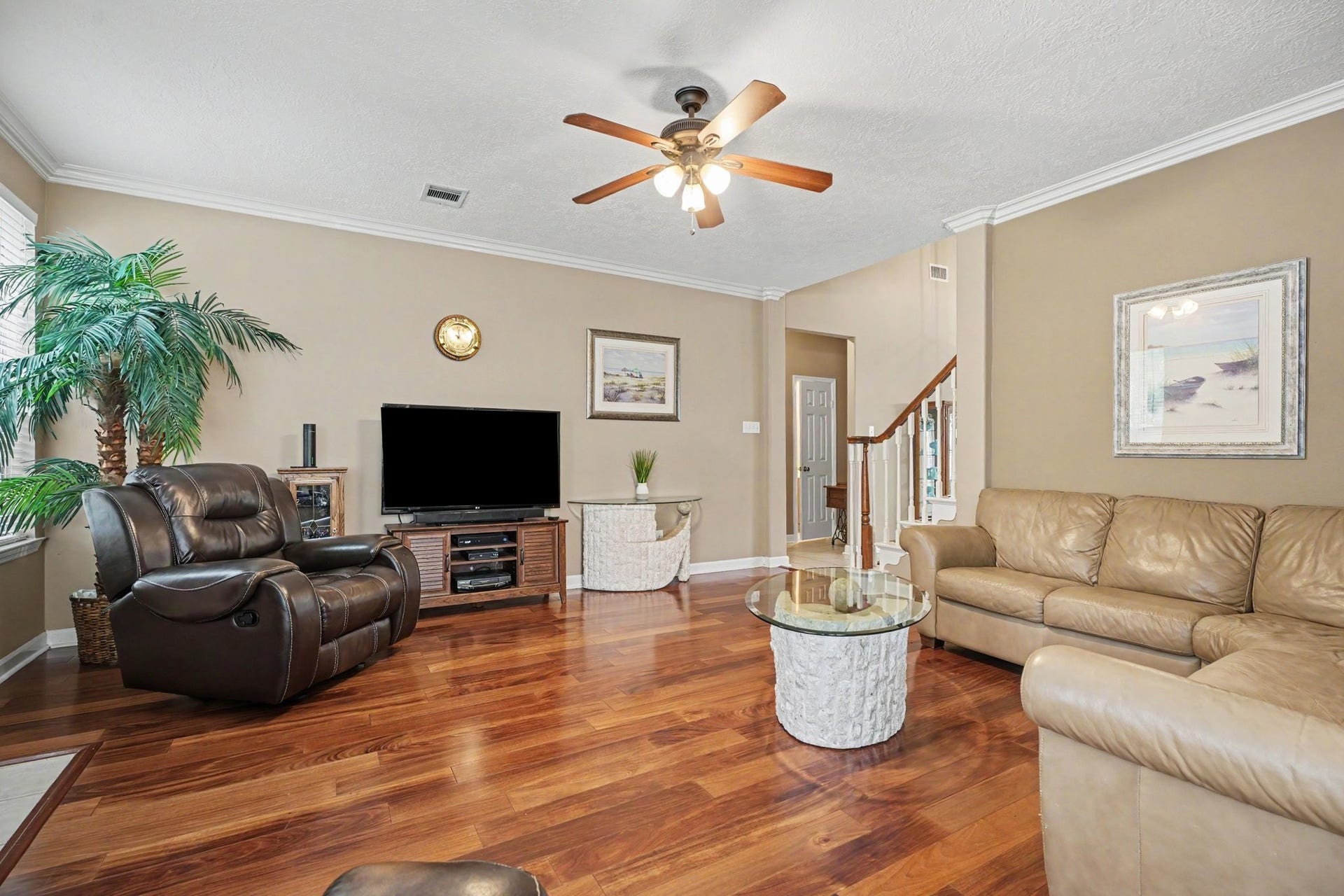 2123 Autumn Cove Drive, League City, TX 77573 2123 Autumn Cove Drive, League City, TX 77573