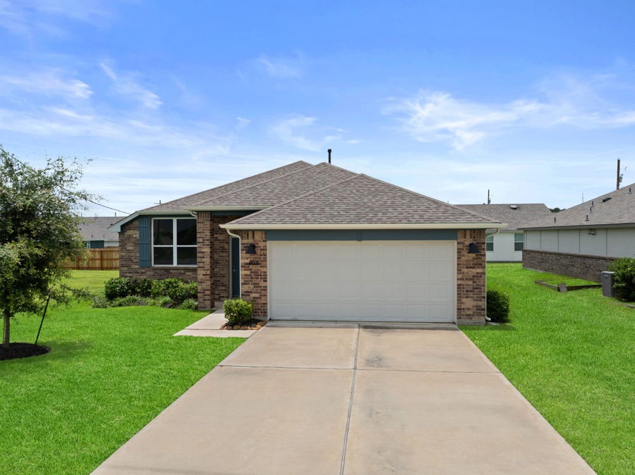 Property photo for 903 Road 5102, Cleveland, TX