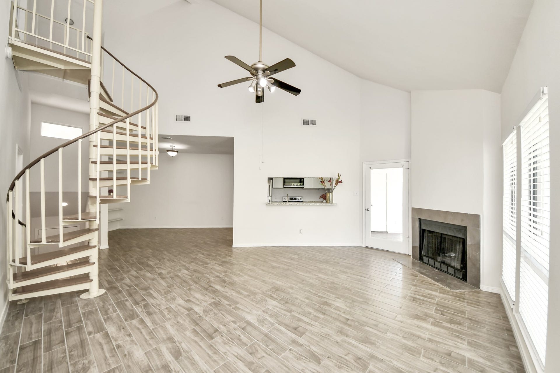 4144 Greystone Way, #609, Sugar Land, TX 77479