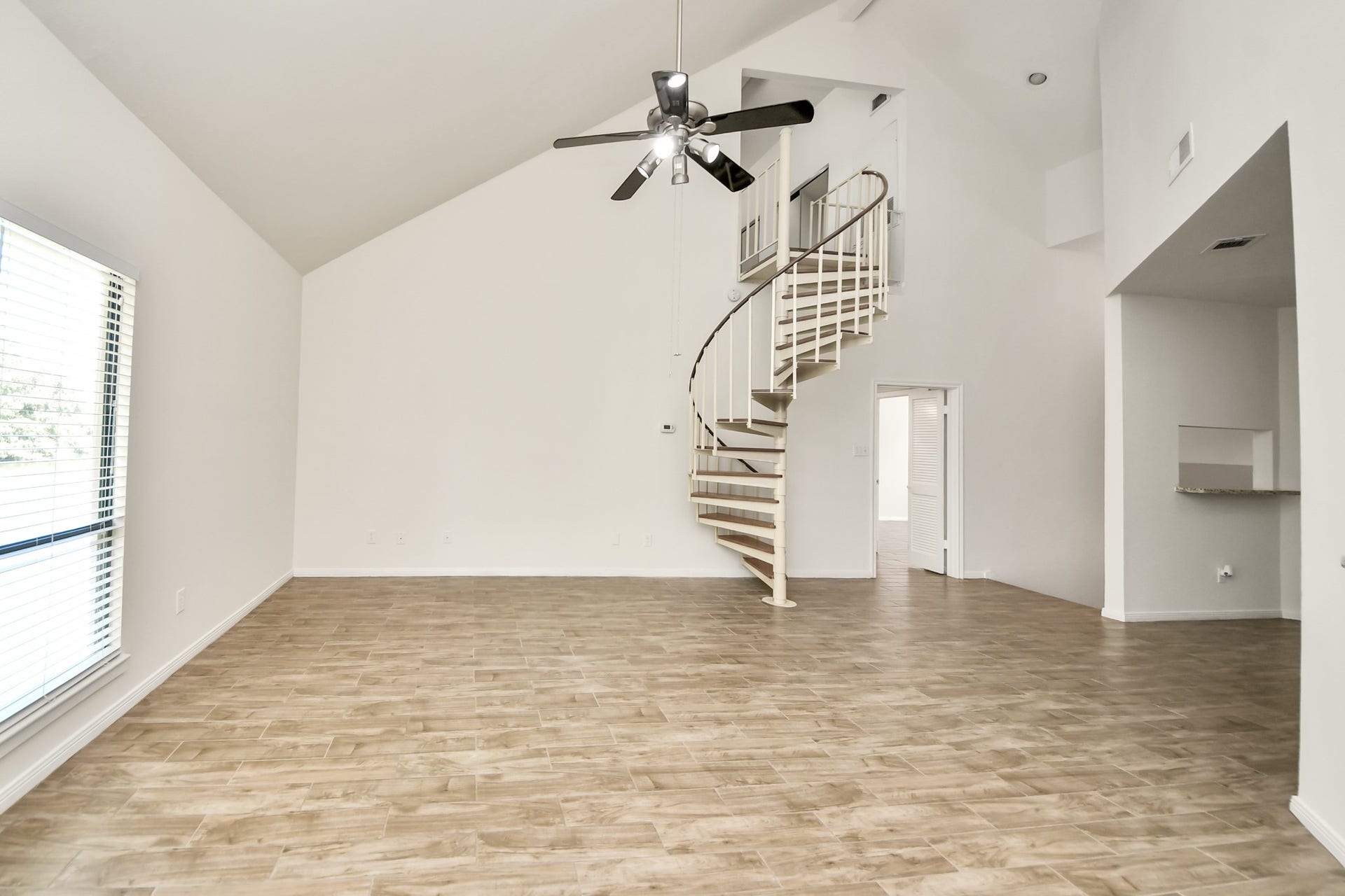4144 Greystone Way, #609, Sugar Land, TX 77479