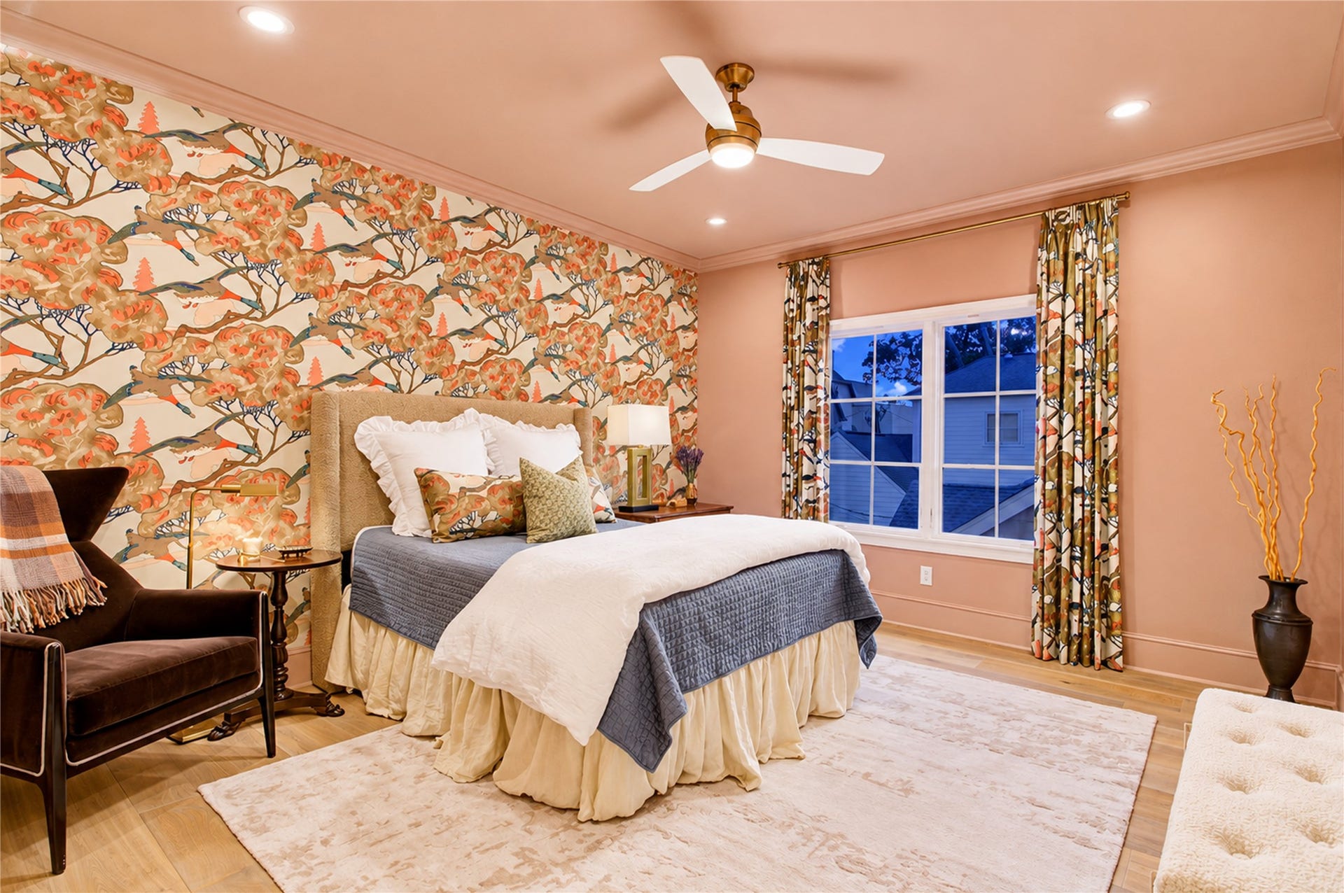 2215 North Boulevard, Houston, TX 77098 The third bedroom showcases imported Mulberry Grand Flying Duck wallpaper, wide-plank white oak floors, and an expansive double window.