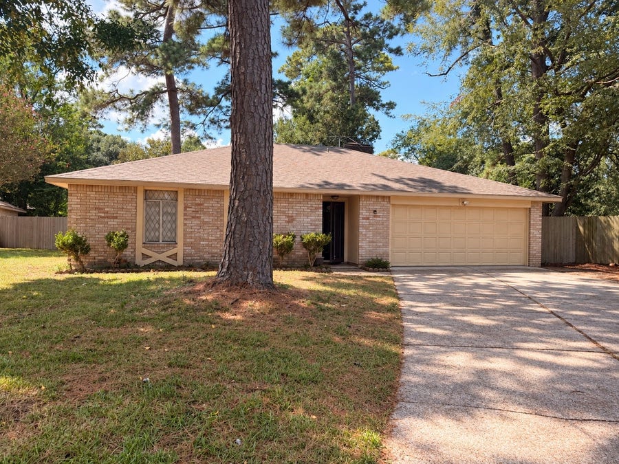 Property photo for 23135 Harpergate Drive, Spring, TX