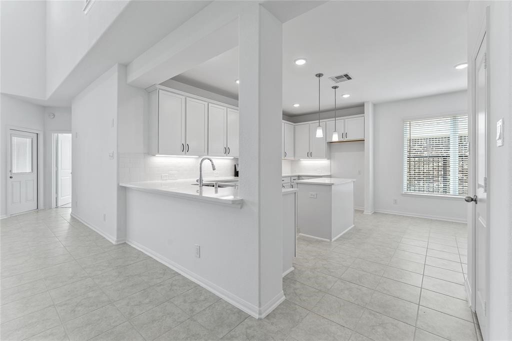 566 Long Beach Bay Drive, Katy, TX 77493 566 Long Beach Bay Drive, Katy, TX 77493
