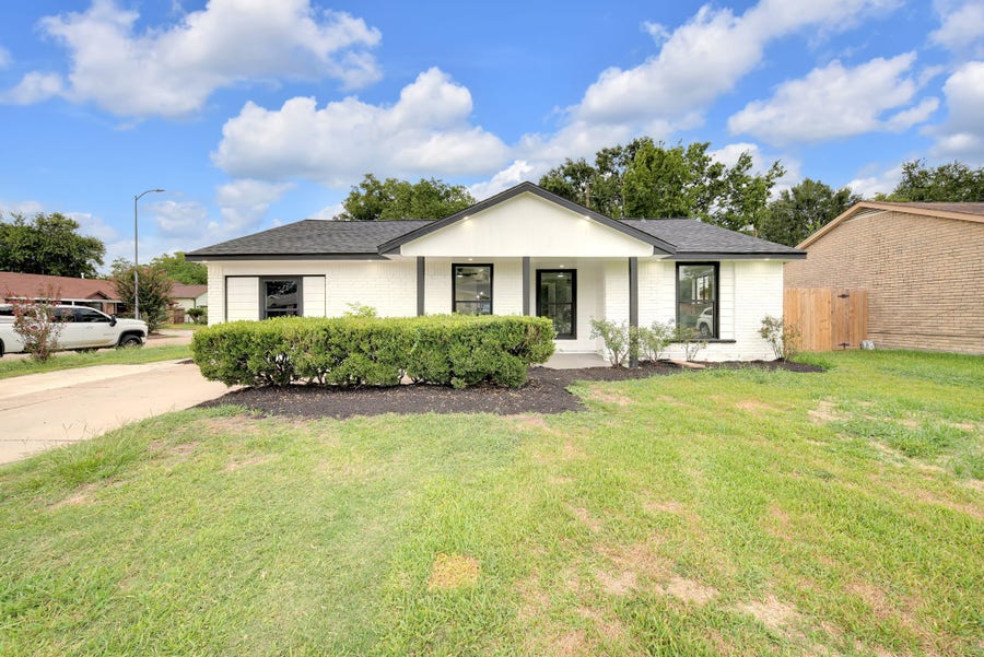 Property photo for 12434 Big Oaks Drive, Houston, TX