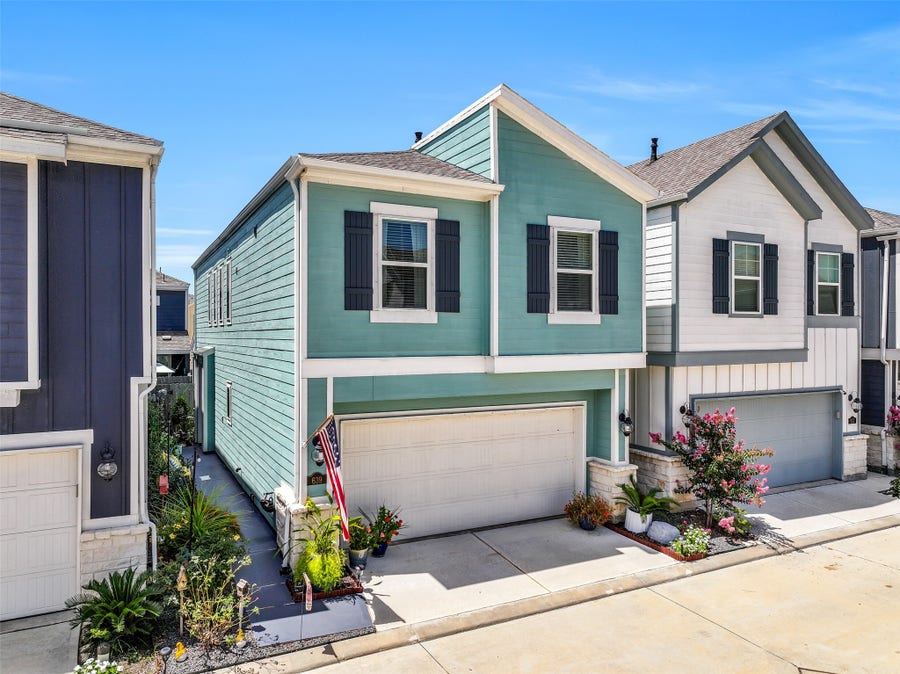 Property photo for 639 Salt Marsh Trail, Kemah, TX