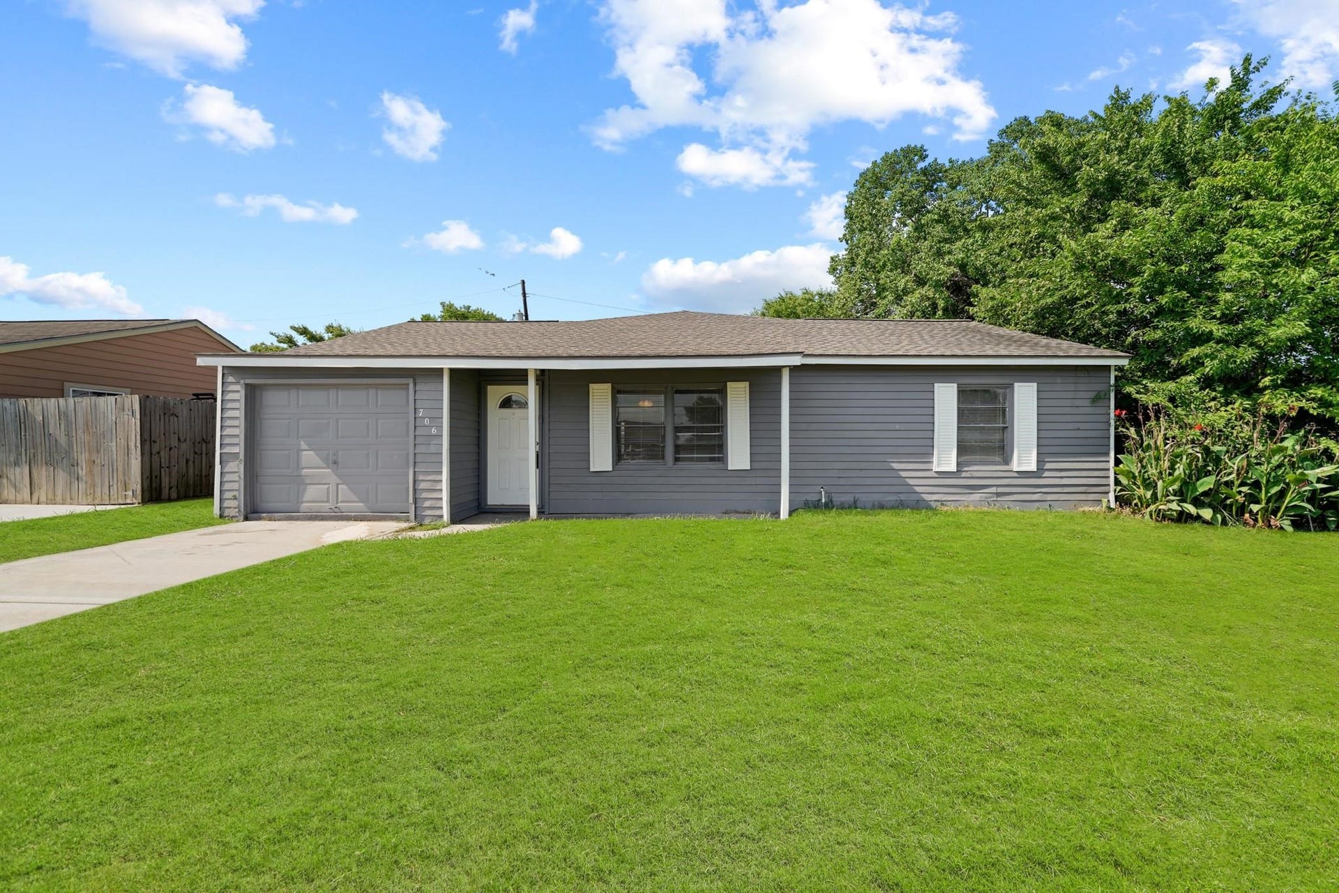 706 W 12th Street, Freeport, TX 77541 706 W 12th Street, Freeport, TX 77541
