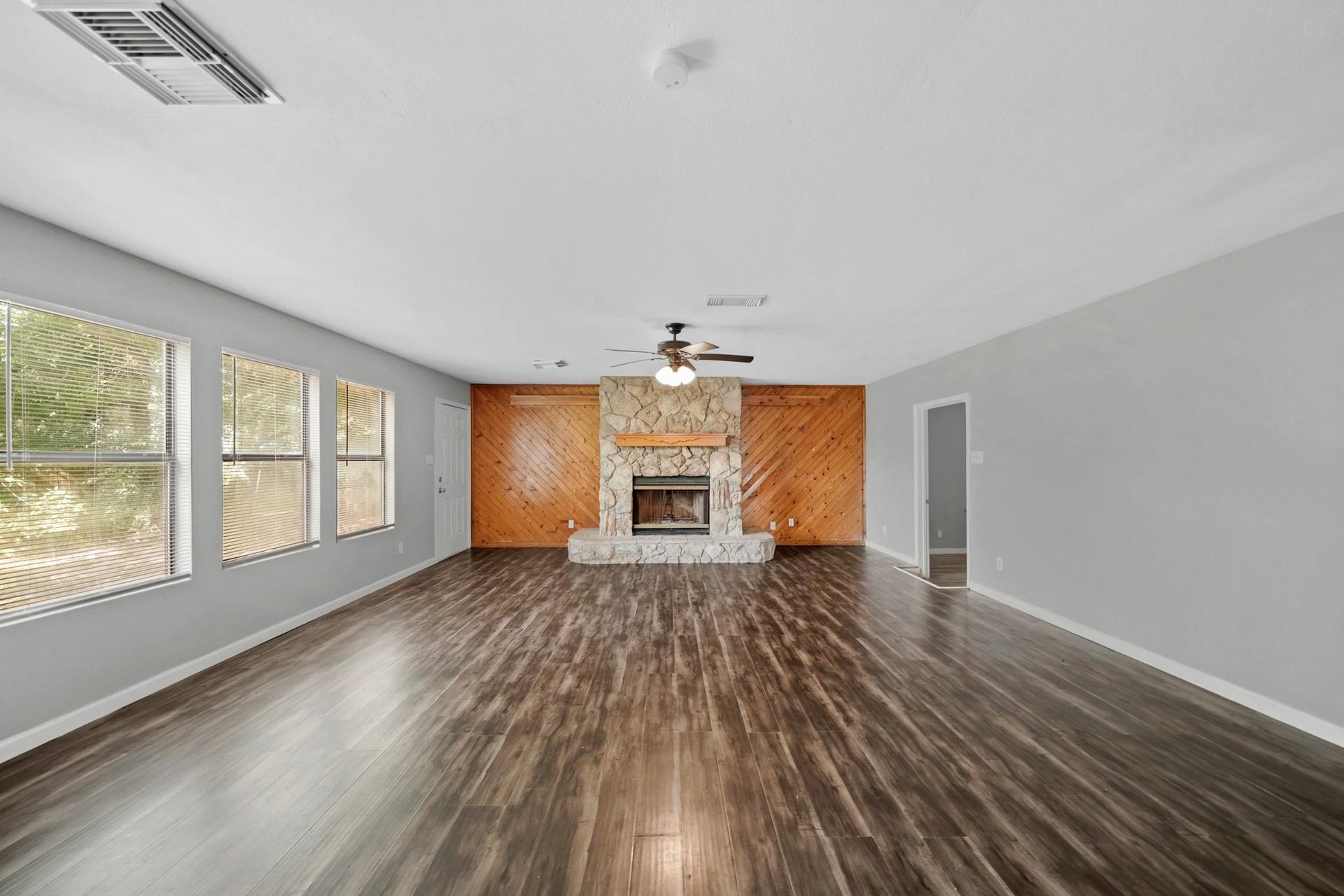 706 W 12th Street, Freeport, TX 77541 706 W 12th Street, Freeport, TX 77541