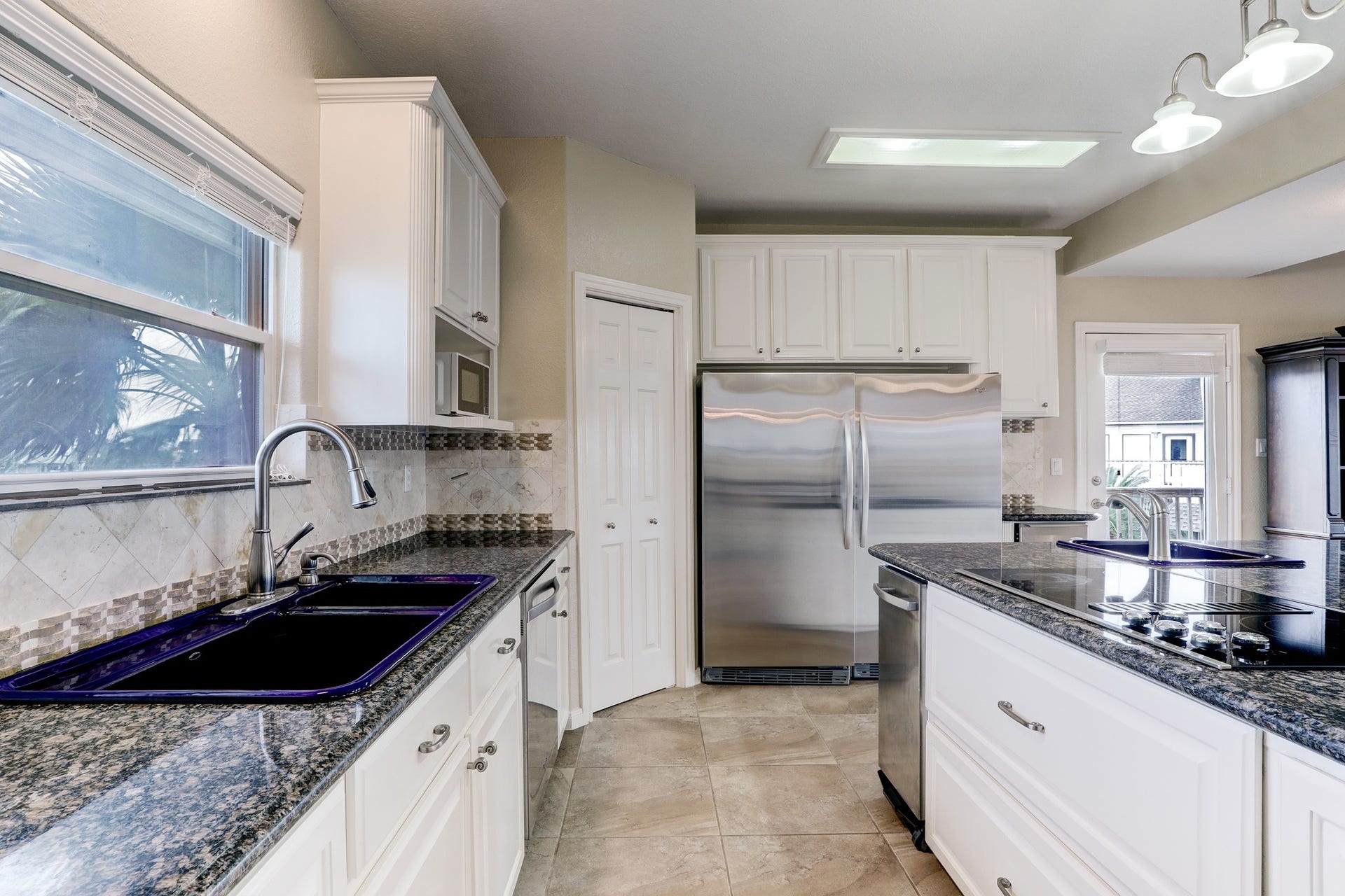 1303 Tiki Drive, Tiki Island, TX 77554 1303 Tiki Drive, Tiki Island, TX 77554