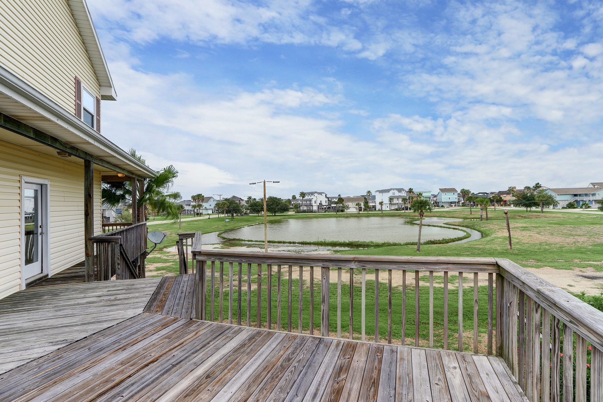 1303 Tiki Drive, Tiki Island, TX 77554 1303 Tiki Drive, Tiki Island, TX 77554
