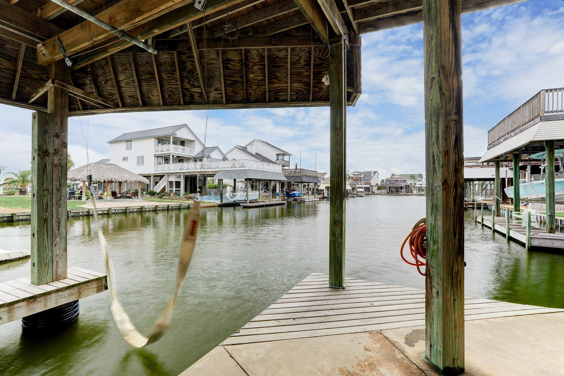 1303 Tiki Drive, Tiki Island, TX 77554 1303 Tiki Drive, Tiki Island, TX 77554
