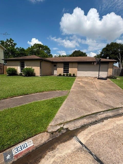Property photo for 3310 Ashwyne Court, La Porte, TX