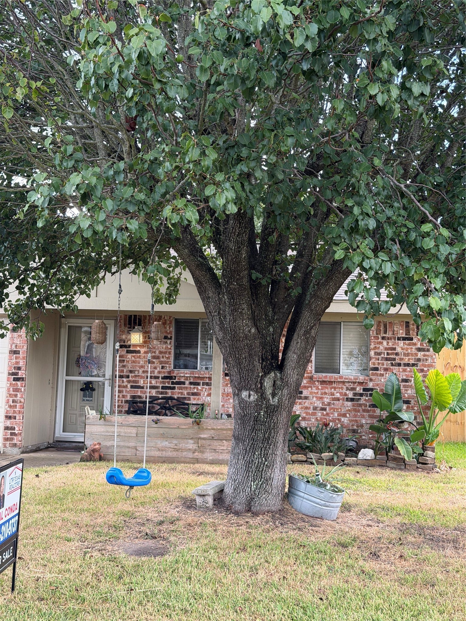 2225 34th Avenue N, Texas City, TX 77590 2225 34th Avenue N, Texas City, TX 77590