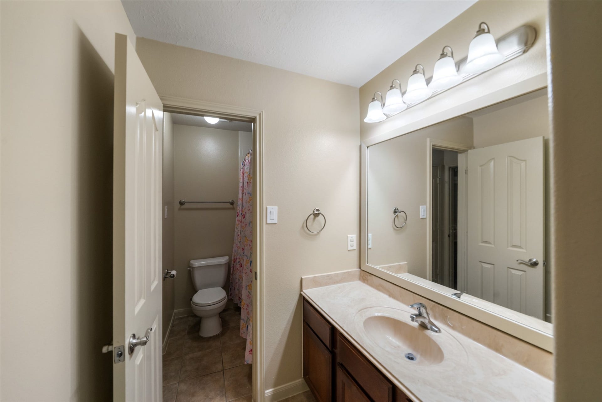 12210 Hallowed Oaks, Magnolia, TX 77354 12210 Hallowed Oaks, Magnolia, TX 77354