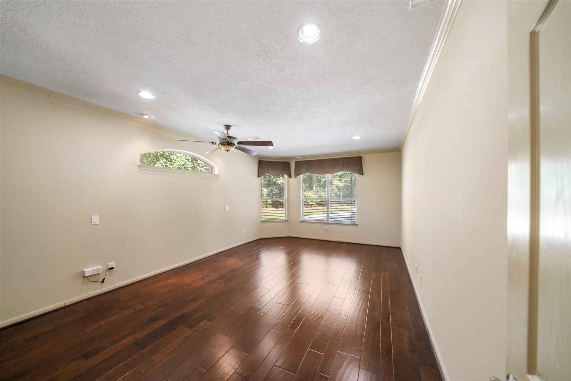 12210 Hallowed Oaks, Magnolia, TX 77354 12210 Hallowed Oaks, Magnolia, TX 77354