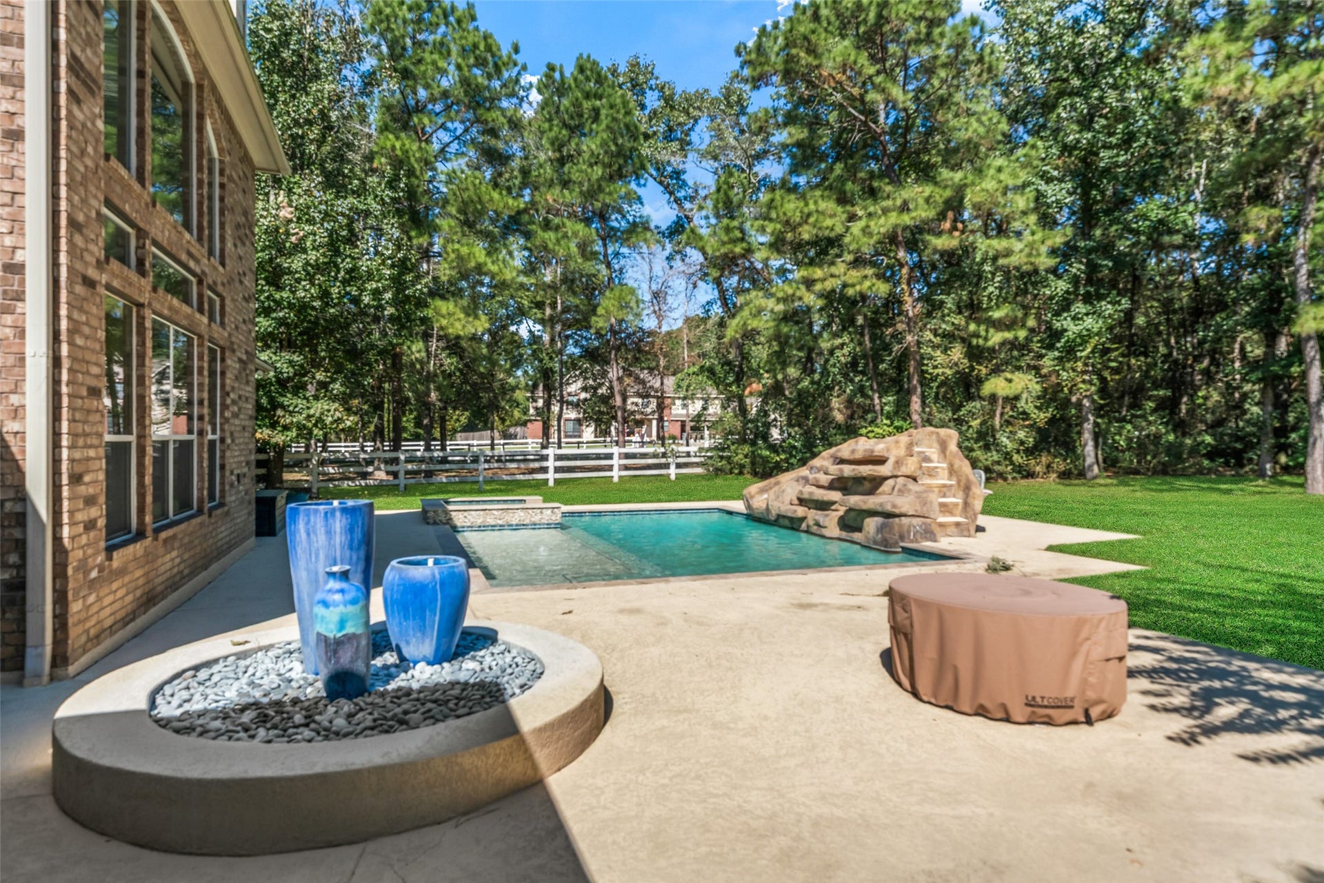 12210 Hallowed Oaks, Magnolia, TX 77354 12210 Hallowed Oaks, Magnolia, TX 77354