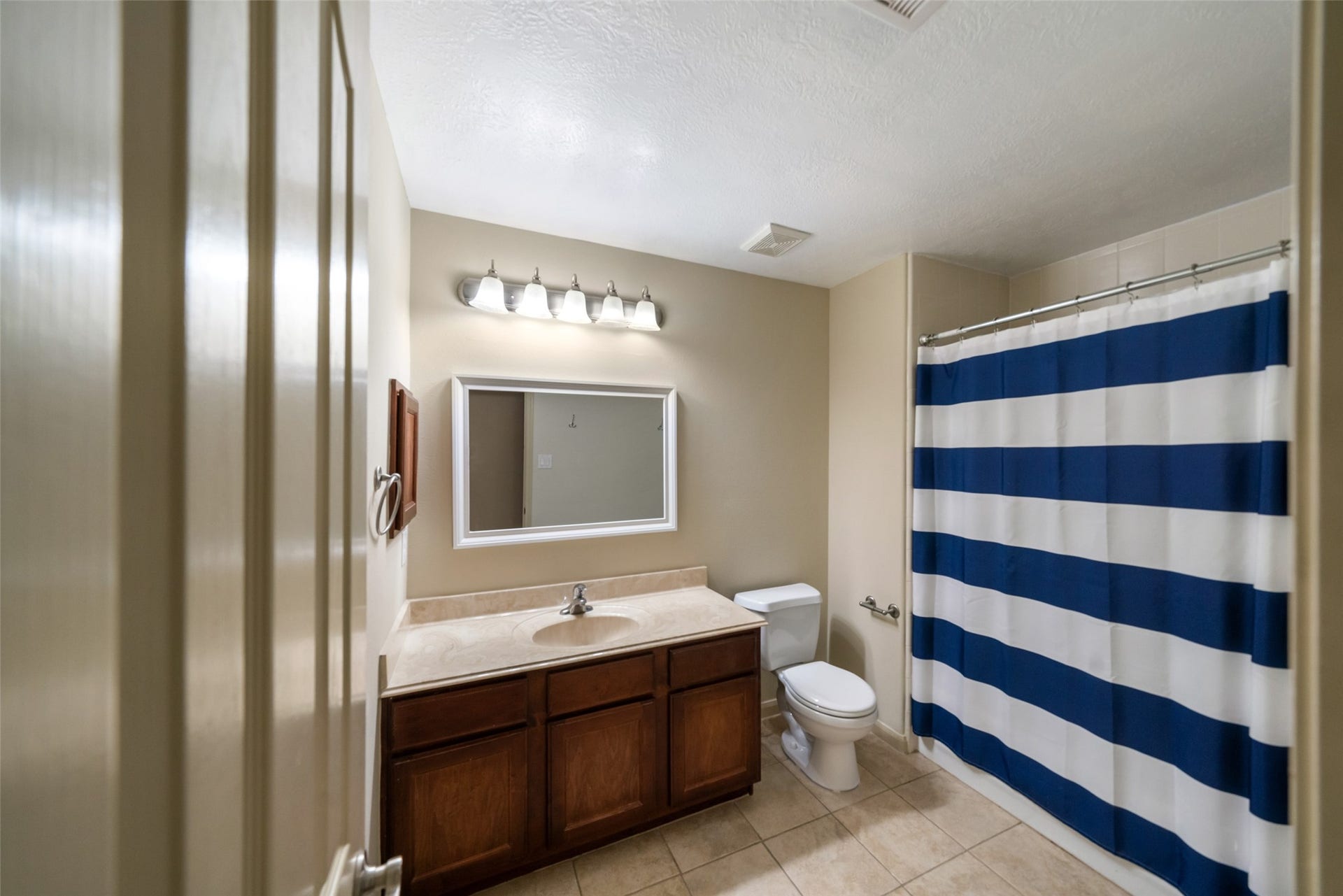 12210 Hallowed Oaks, Magnolia, TX 77354 12210 Hallowed Oaks, Magnolia, TX 77354