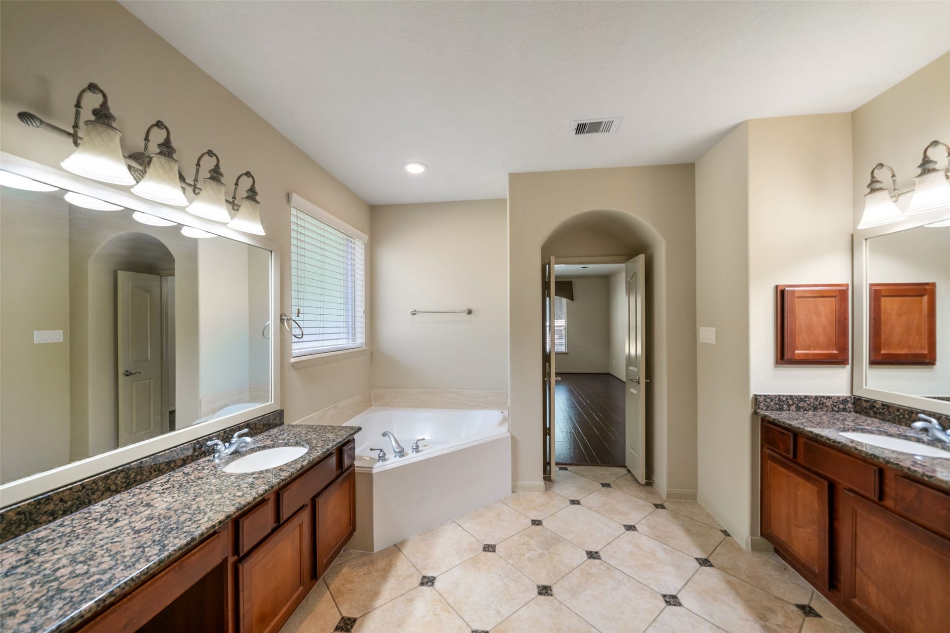 12210 Hallowed Oaks, Magnolia, TX 77354 12210 Hallowed Oaks, Magnolia, TX 77354