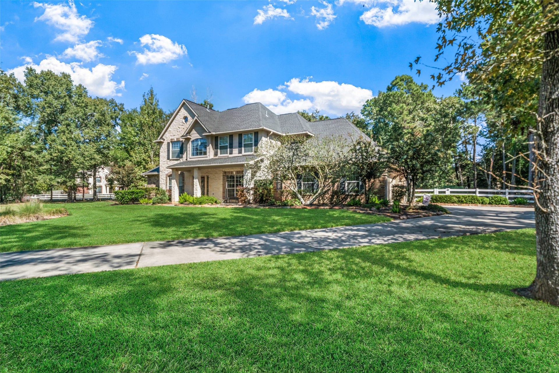 12210 Hallowed Oaks, Magnolia, TX 77354 12210 Hallowed Oaks, Magnolia, TX 77354