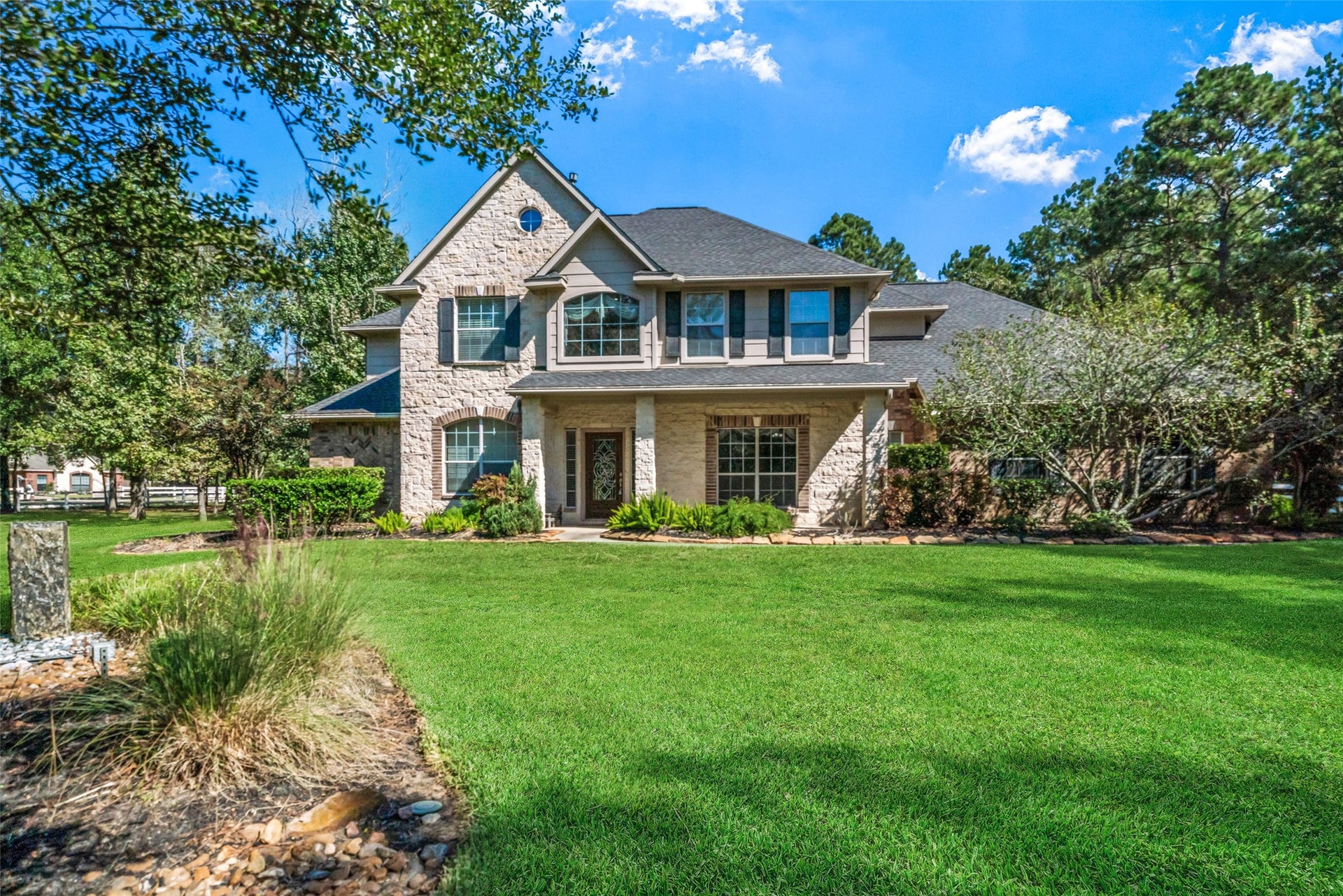 12210 Hallowed Oaks, Magnolia, TX 77354 Welcome Home