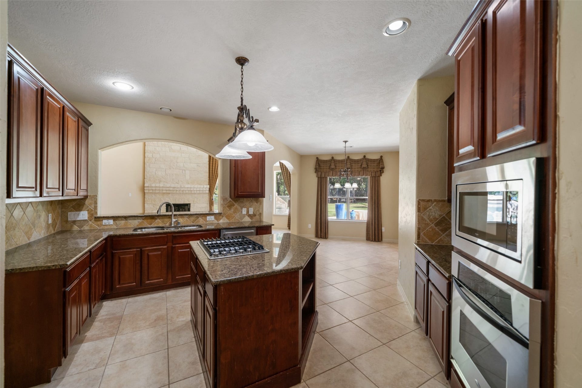 12210 Hallowed Oaks, Magnolia, TX 77354 12210 Hallowed Oaks, Magnolia, TX 77354