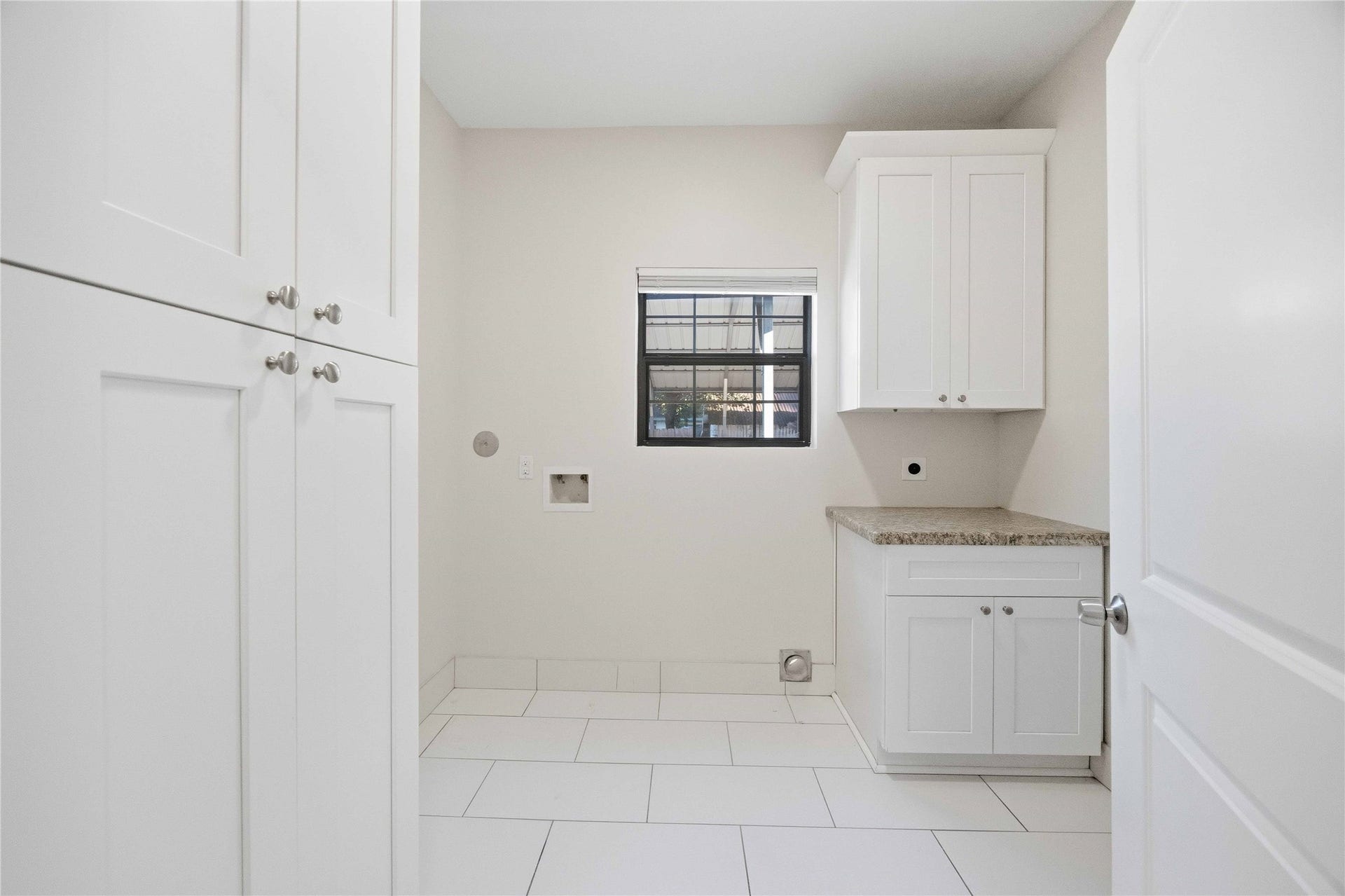 503 4th Street, Humble, TX 77338
