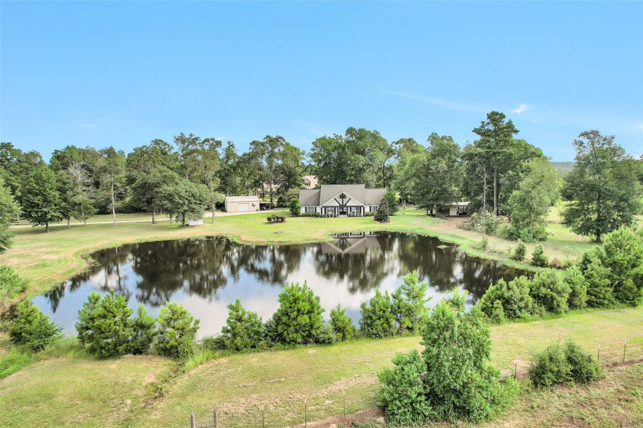 Property photo for 10810 Farrell Road, Willis, TX