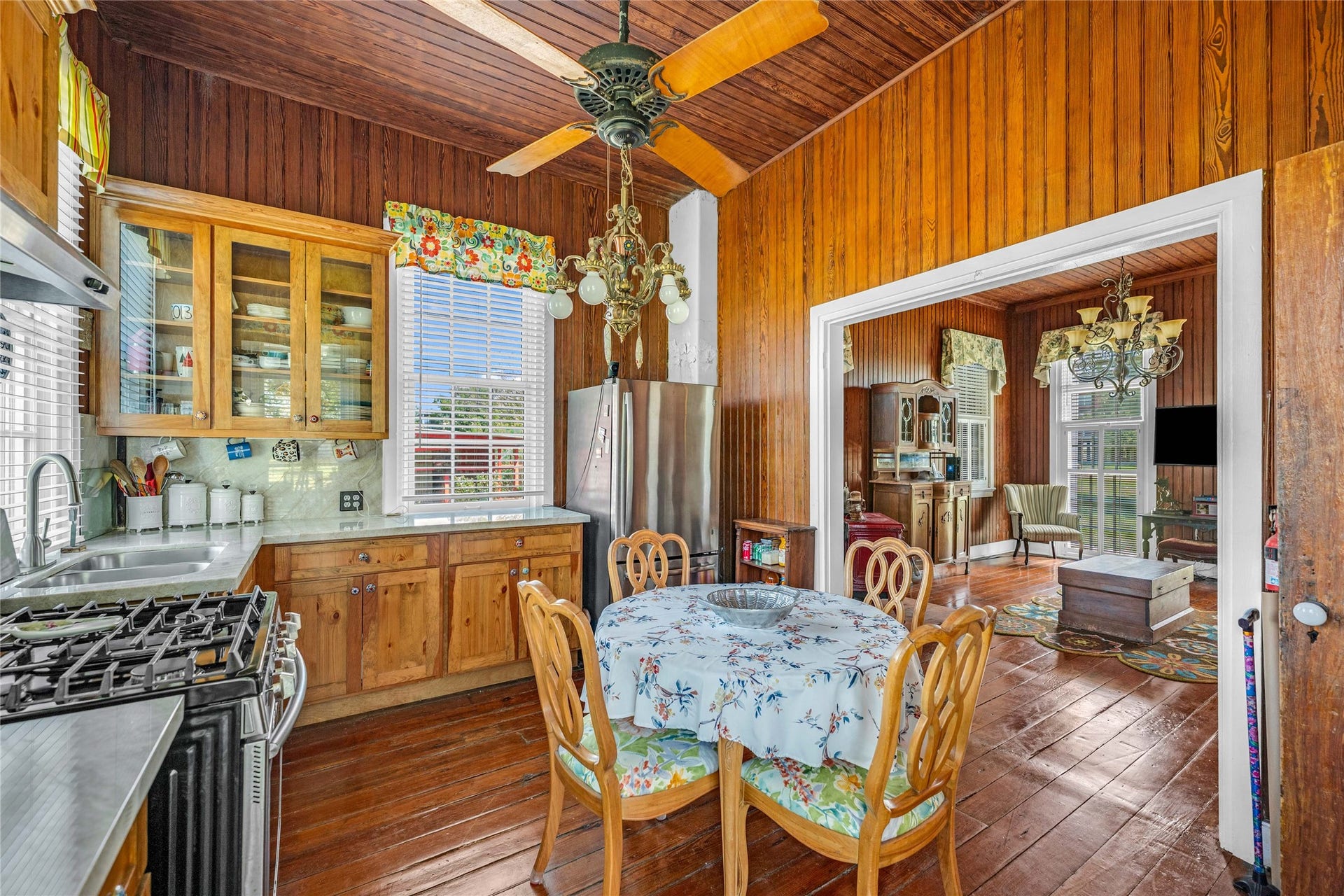 813 Nelson Avenue, Port Bolivar, TX 77650 813 Nelson Avenue, Port Bolivar, TX 77650