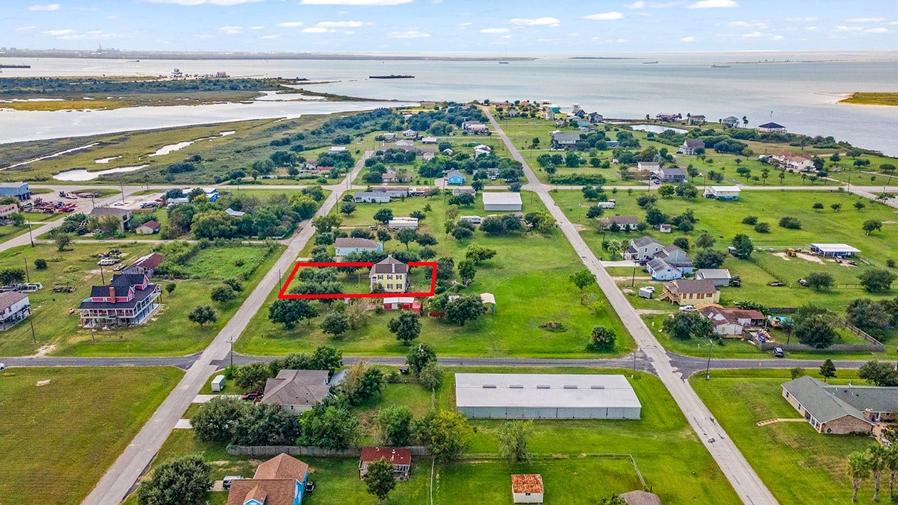 813 Nelson Avenue, Port Bolivar, TX 77650 813 Nelson Avenue Lot