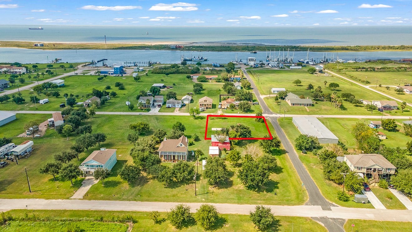 813 Nelson Avenue, Port Bolivar, TX 77650 Lot 13 available for purchase with 813 Nelson Avenue Lot