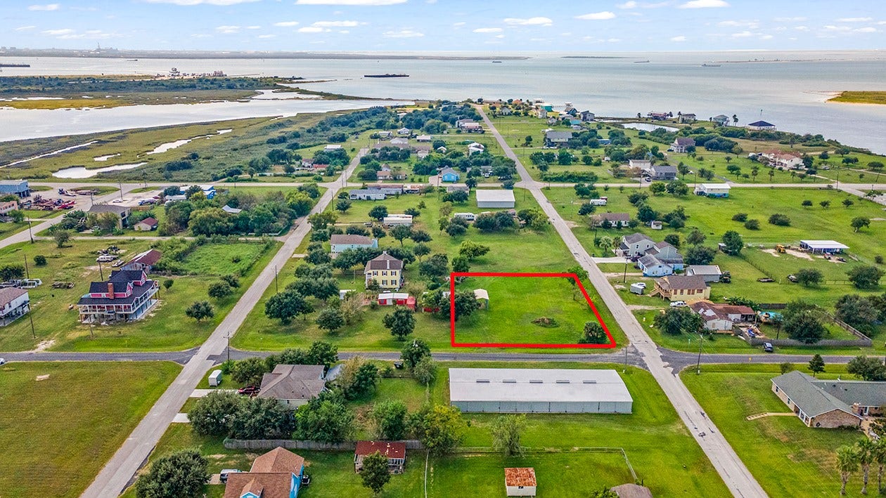 813 Nelson Avenue, Port Bolivar, TX 77650 Lot 13 available for purchase with 813 Nelson Avenue Lot