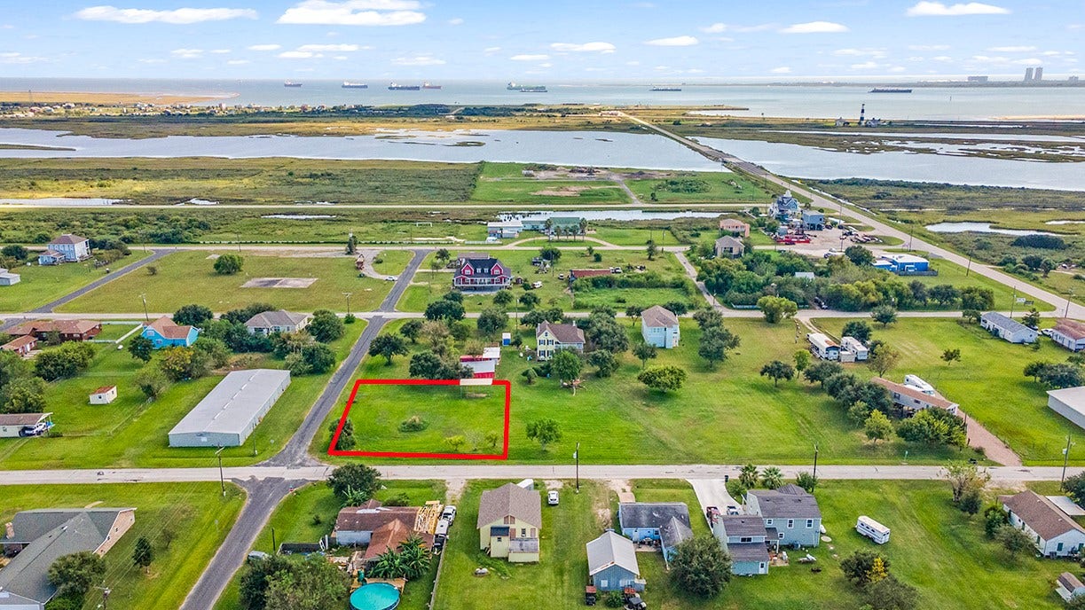 813 Nelson Avenue, Port Bolivar, TX 77650 Lot 13 available for purchase with 813 Nelson Avenue Lot