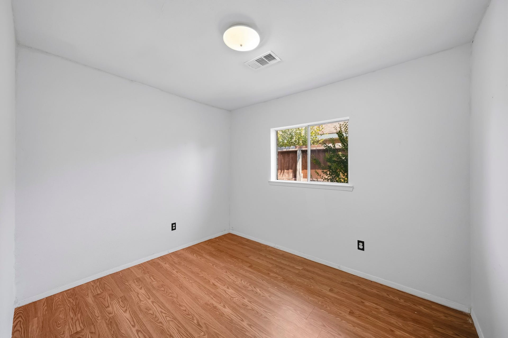 10910 Corona Lane, Houston, TX 77072