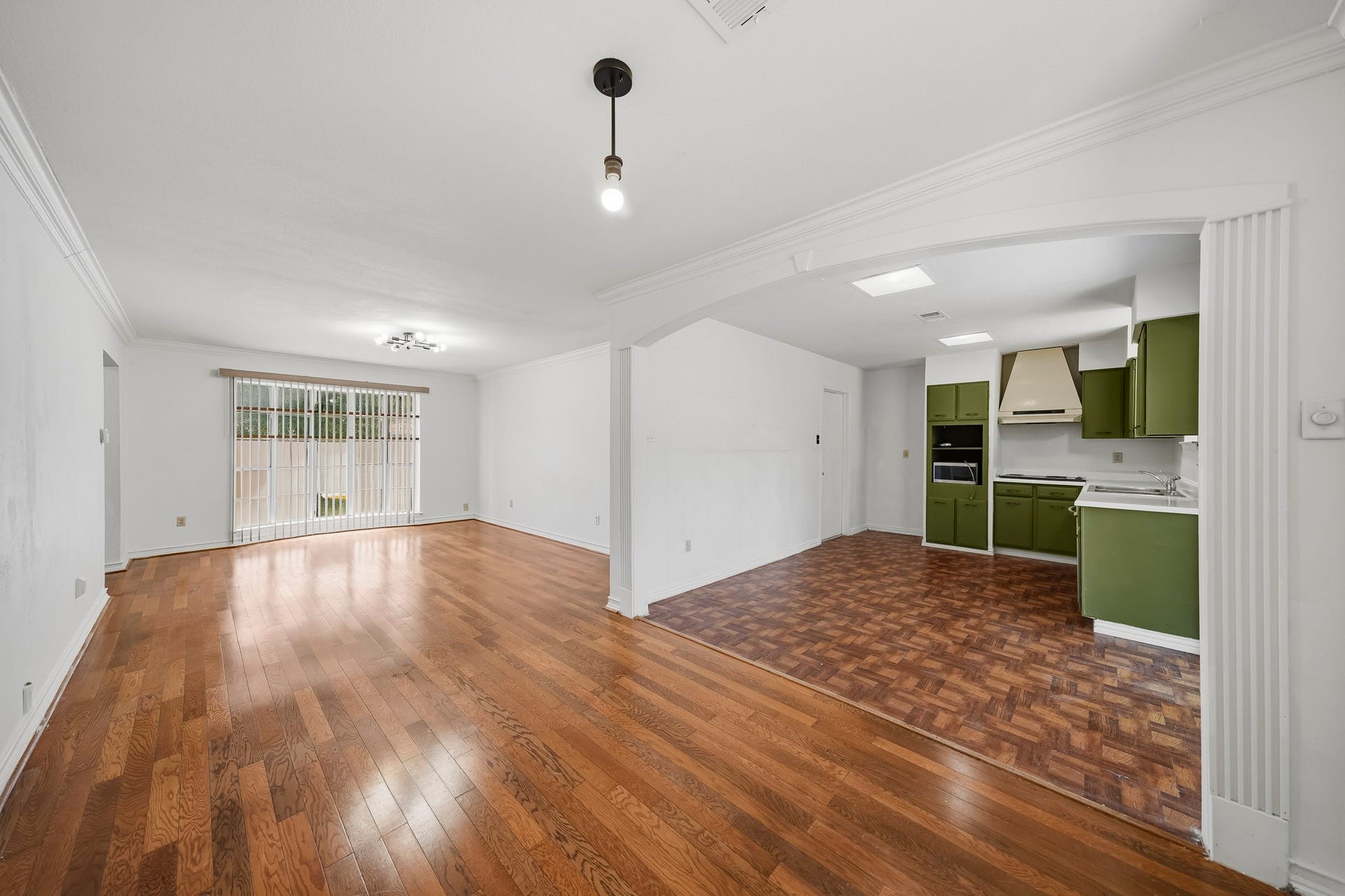 10910 Corona Lane, Houston, TX 77072