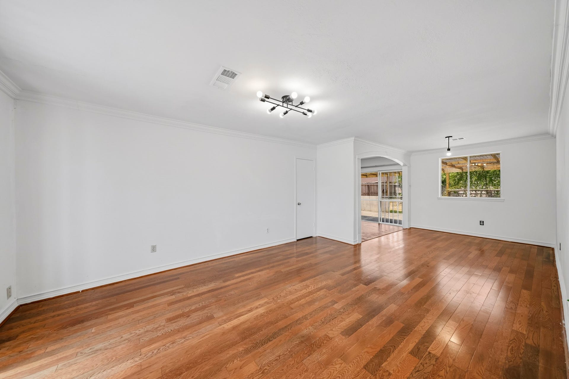 10910 Corona Lane, Houston, TX 77072