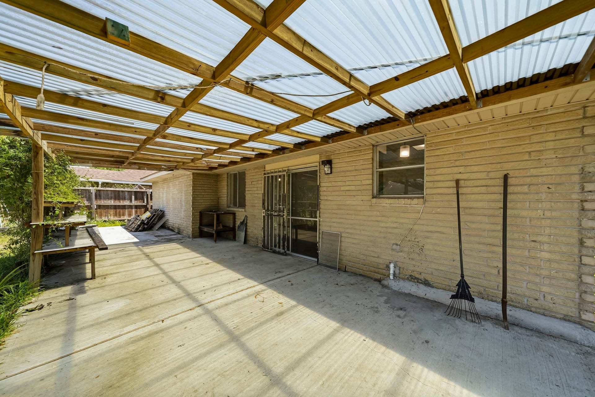 10910 Corona Lane, Houston, TX 77072