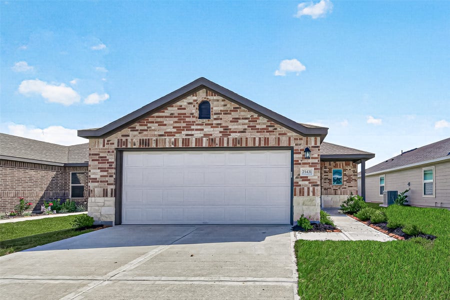 Property photo for 25431 Blue Mistflower Drive, Montgomery, TX