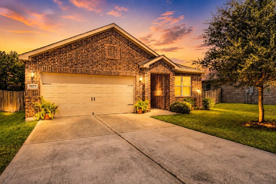 Property photo for 7622 Dragon Pearls Lane, Conroe, TX