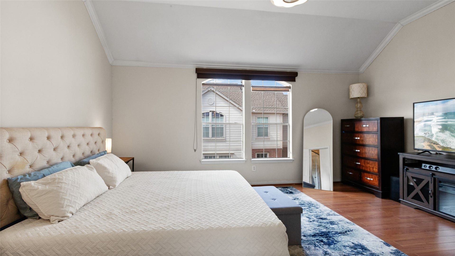Third floor primary bedroom