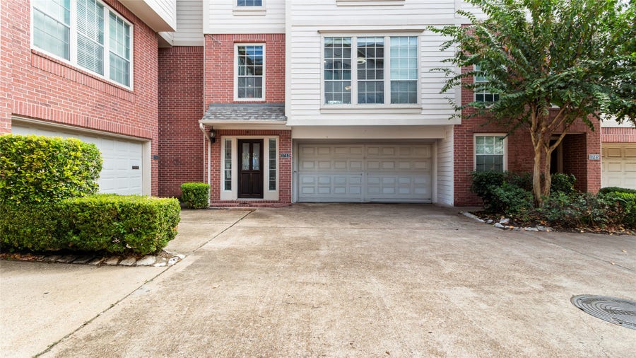 Property photo for 1743 Mcilhenny Street, Houston, TX