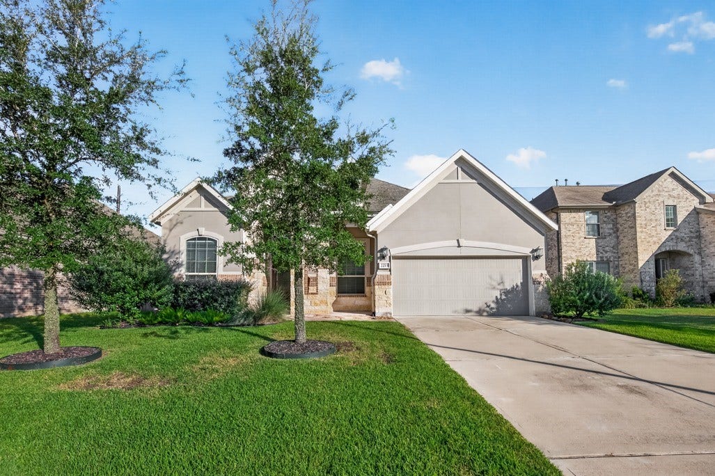 2215 Keystone Ridge Lane, Richmond, TX 77469 2215 Keystone Ridge Lane, Richmond, TX 77469