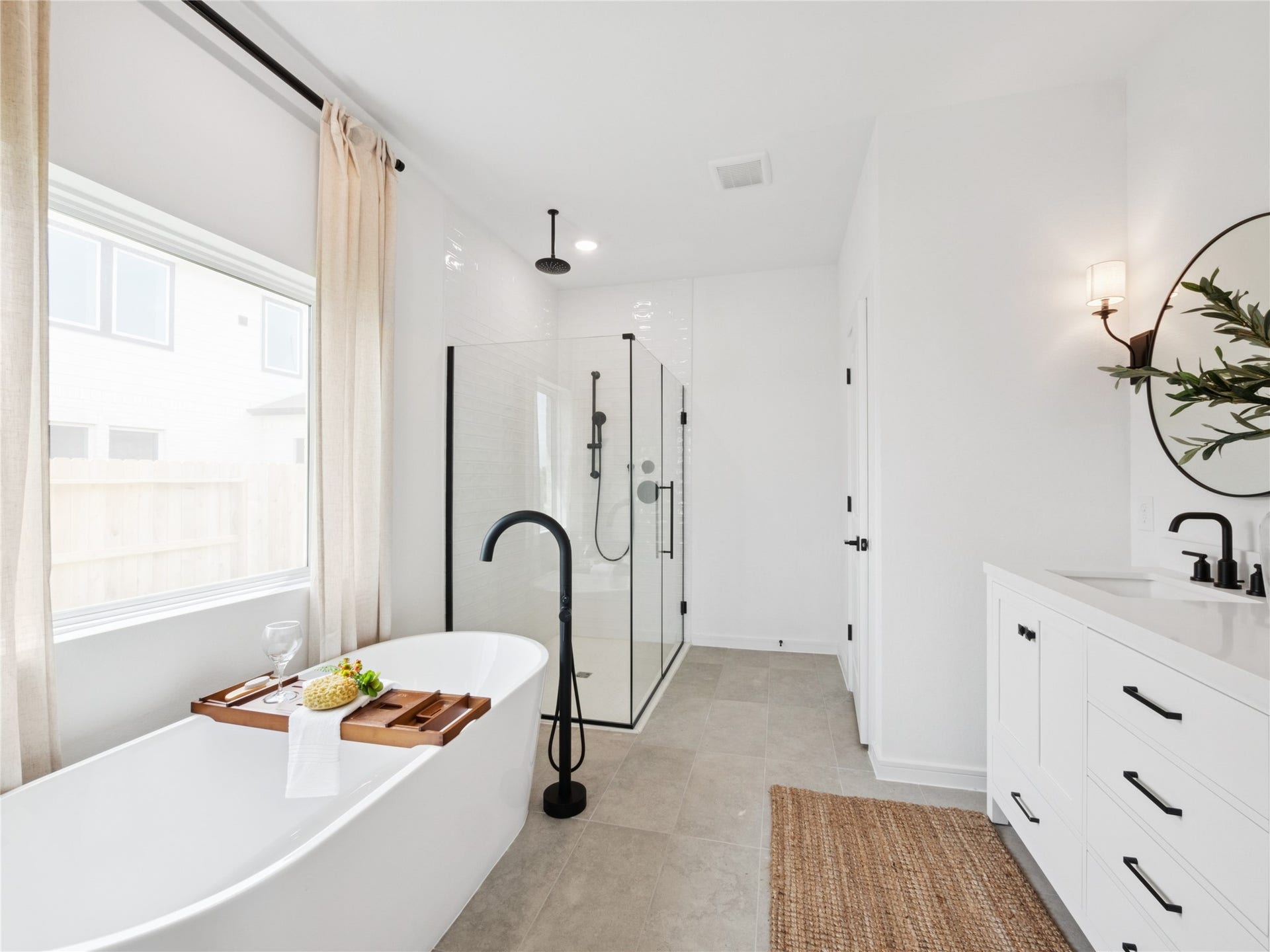 3081 Poplar Bluff Road, Magnolia, TX 77363 Luxurious primary bath (*Photo not of actual home and used for illustration purposes only.)