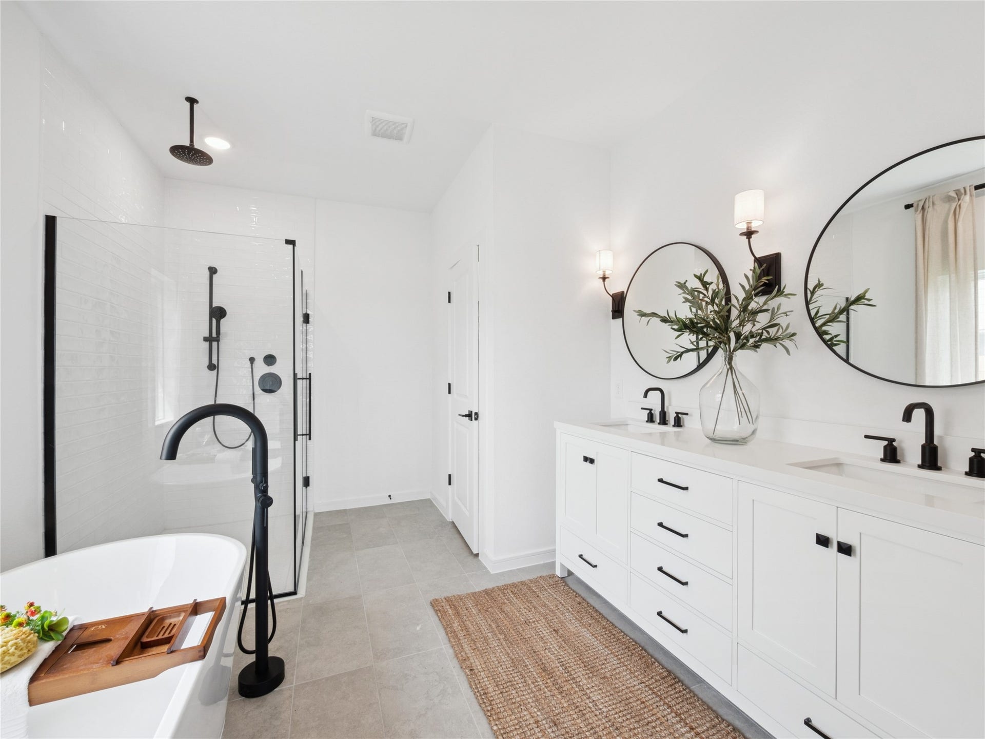 3081 Poplar Bluff Road, Magnolia, TX 77363 Spa-like primary bath (*Photo not of actual home and used for illustration purposes only.)