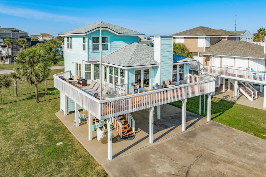 Property photo for 4125 Fiddler Crab Lane, Galveston, TX