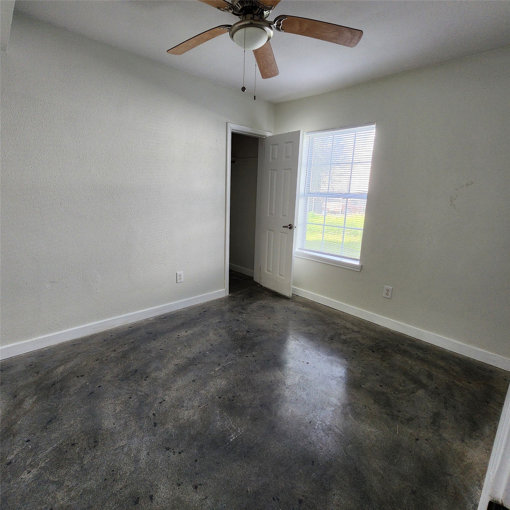 4710 Pelican Street, #1, Hitchcock, TX 77563 3 BEDROOMS!