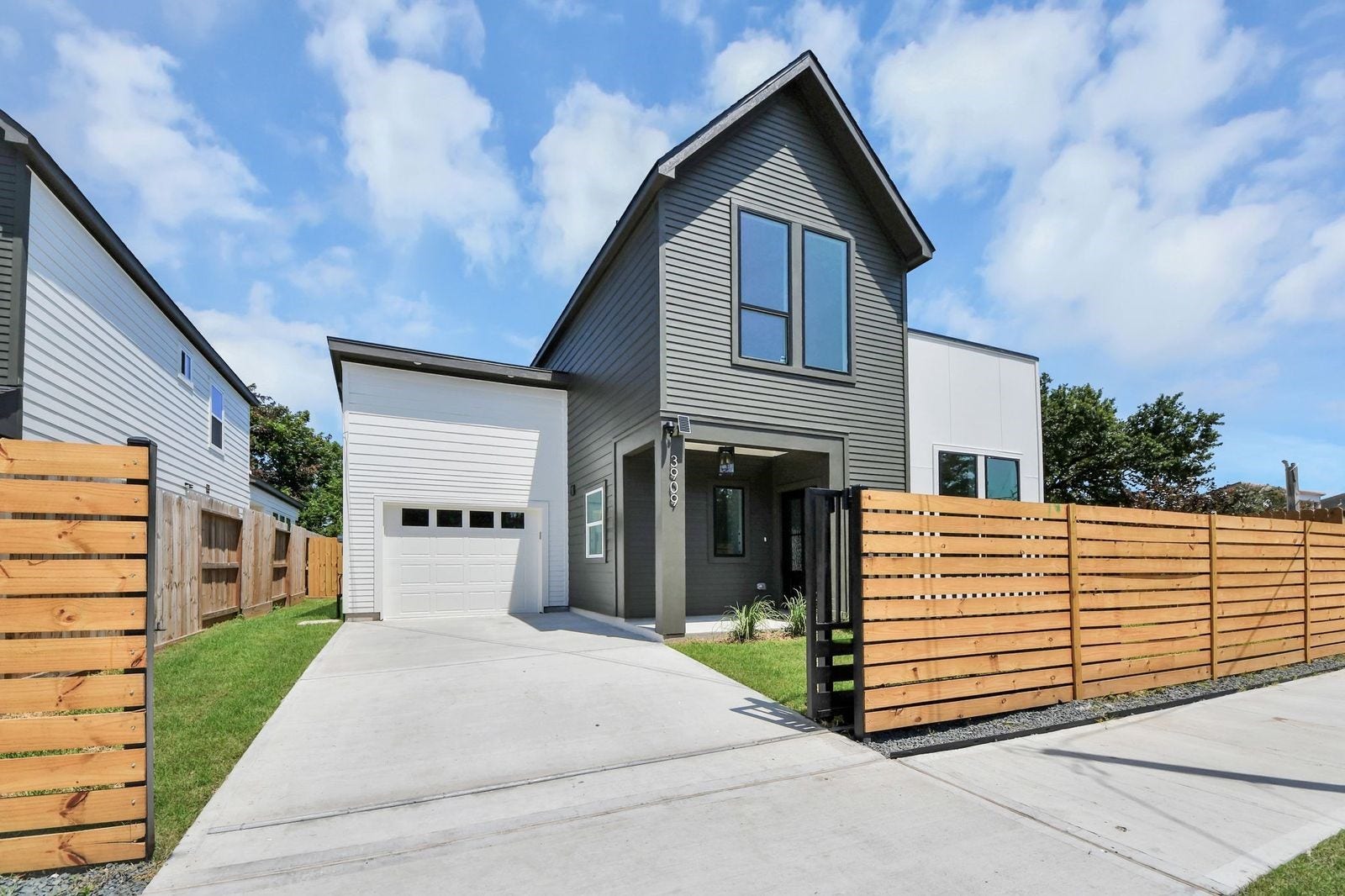3909 SUMPTER, Houston, TX 77020 3909 SUMPTER, Houston, TX 77020