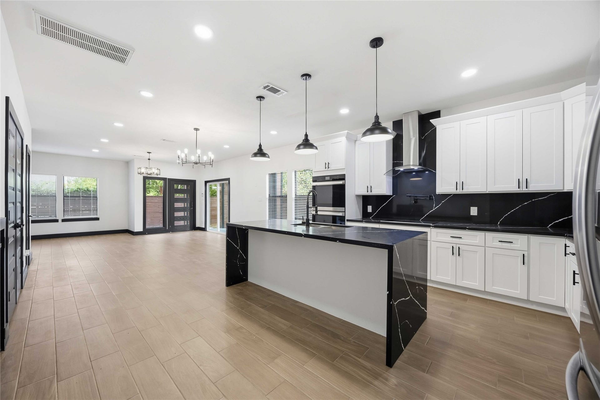 4929 Wilmington Street, #A-B, Houston, TX 77033 4929 Wilmington Street, #A-B, Houston, TX 77033
