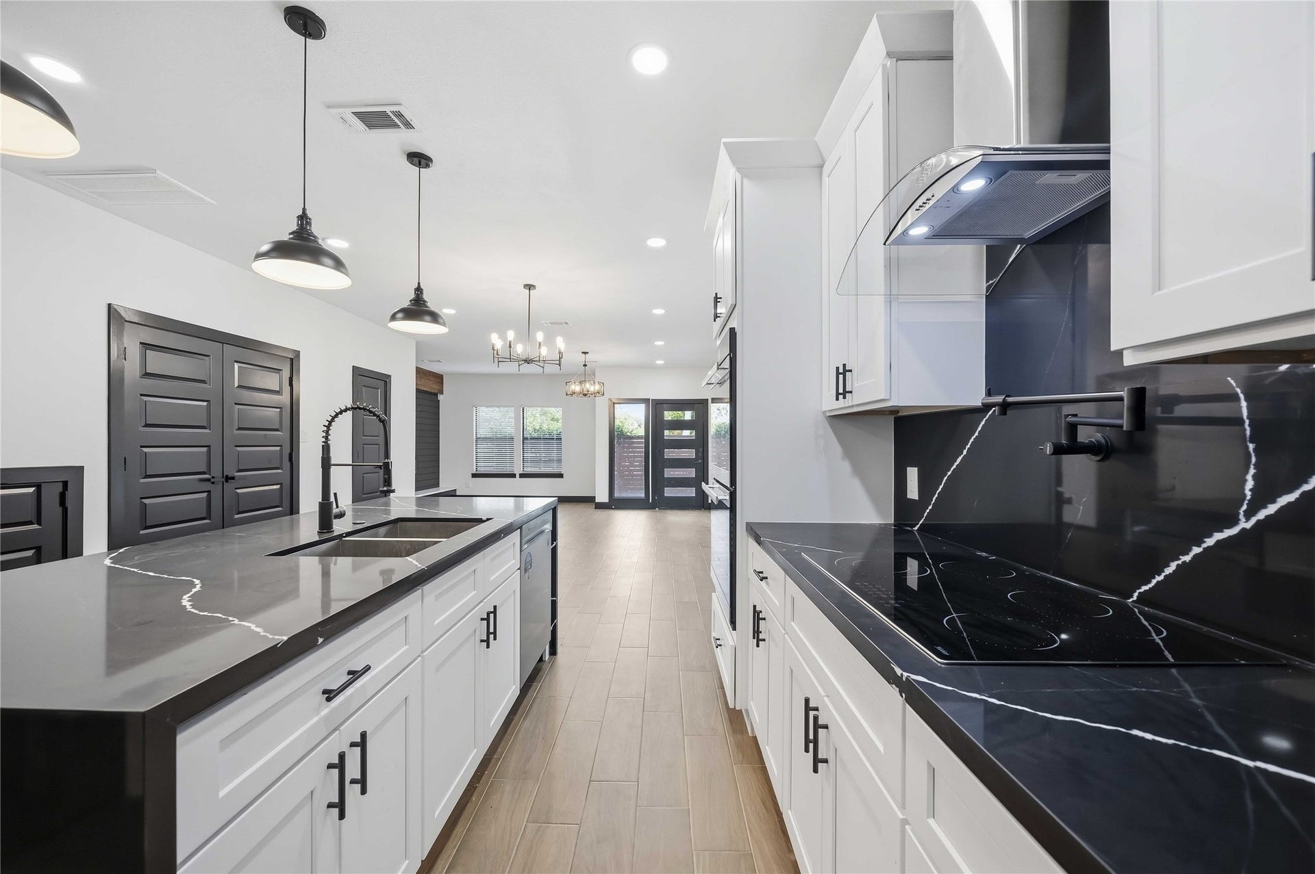 4929 Wilmington Street, #A-B, Houston, TX 77033 4929 Wilmington Street, #A-B, Houston, TX 77033