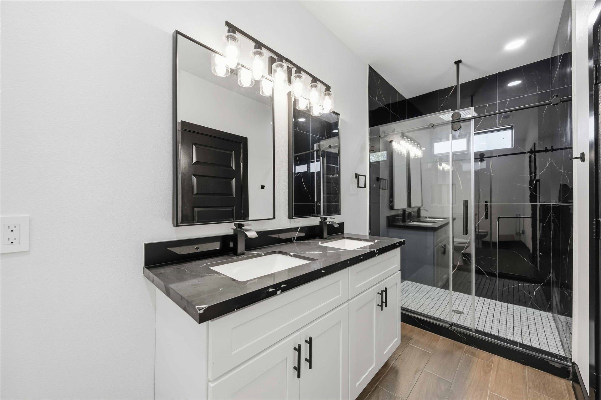 4929 Wilmington Street, #A-B, Houston, TX 77033 4929 Wilmington Street, #A-B, Houston, TX 77033
