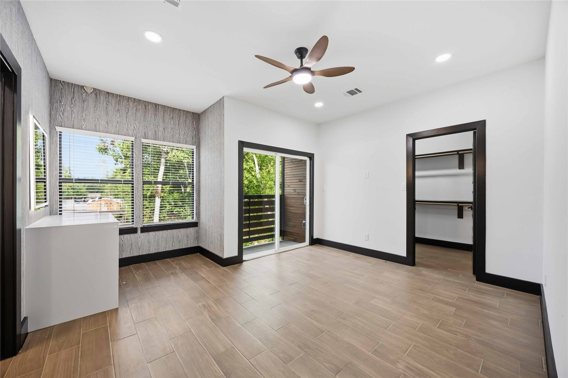 4929 Wilmington Street, #A-B, Houston, TX 77033 4929 Wilmington Street, #A-B, Houston, TX 77033