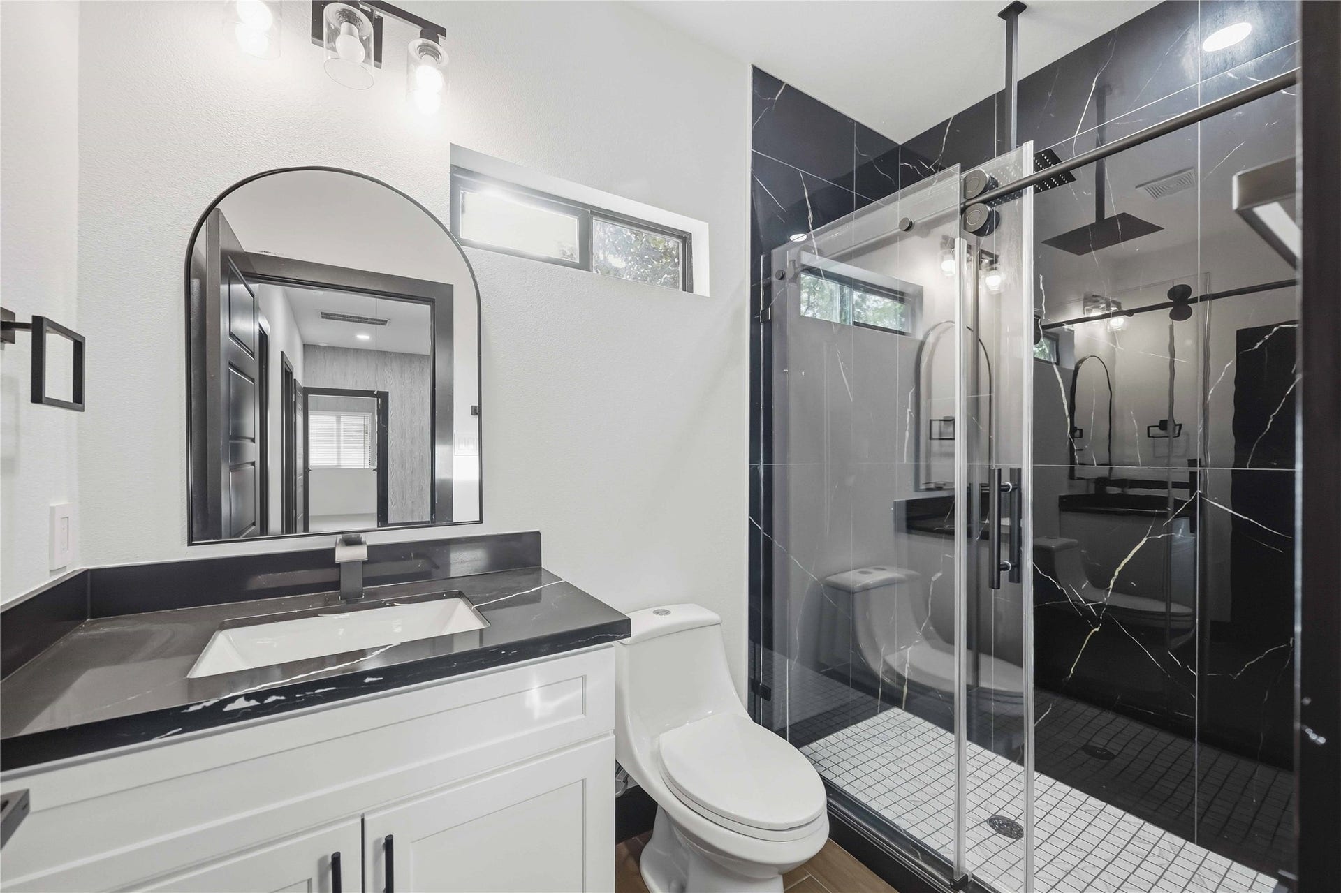 4929 Wilmington Street, #A-B, Houston, TX 77033 4929 Wilmington Street, #A-B, Houston, TX 77033
